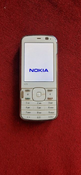 Nokia N79 работещ