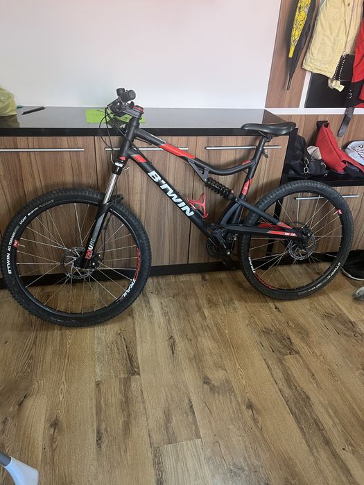 Bicicleta B’twin Rockrider 520S pentru adulti