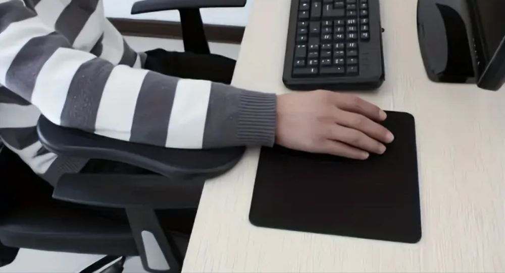 Ергономична подложка за мишка