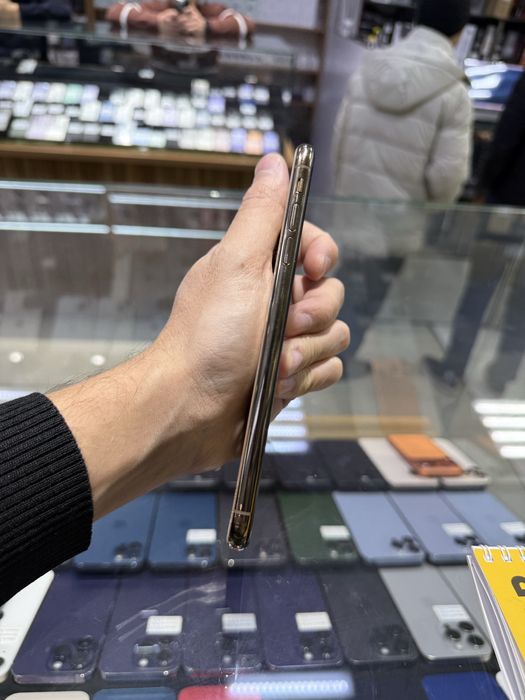 Iphone Xs max sotiladi