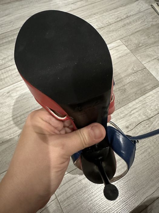 Босоножки женские