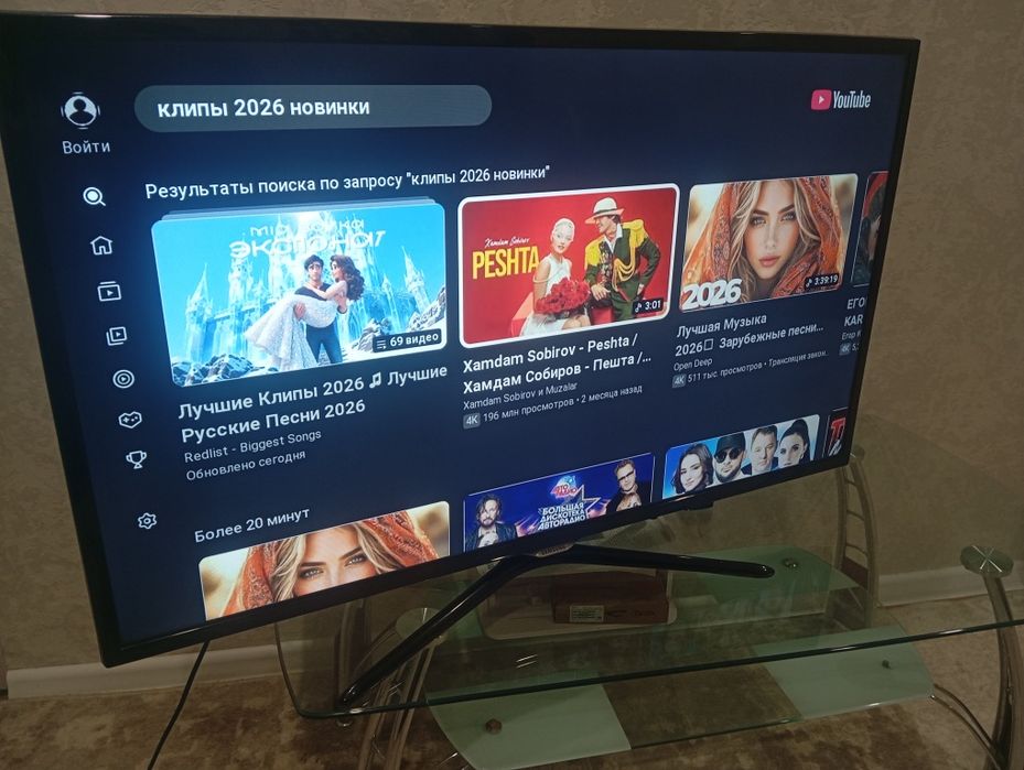 Продам smart телевизор samsung