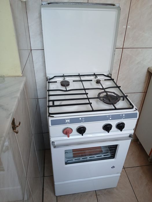 Aragaz  cu 3 ochiuri