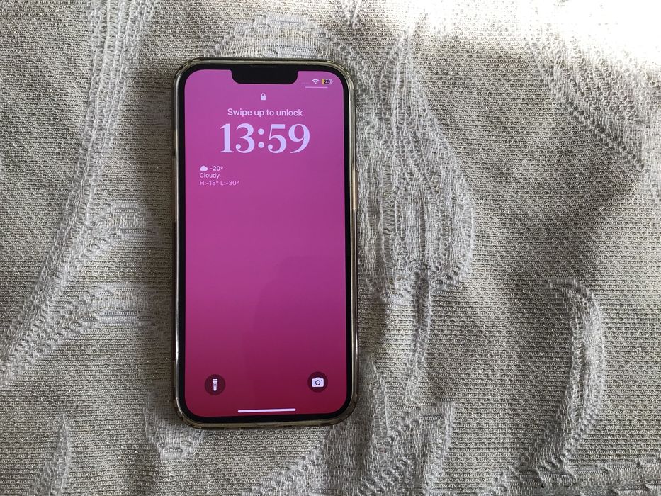 Iphone 13pro в хорошем состоянии.