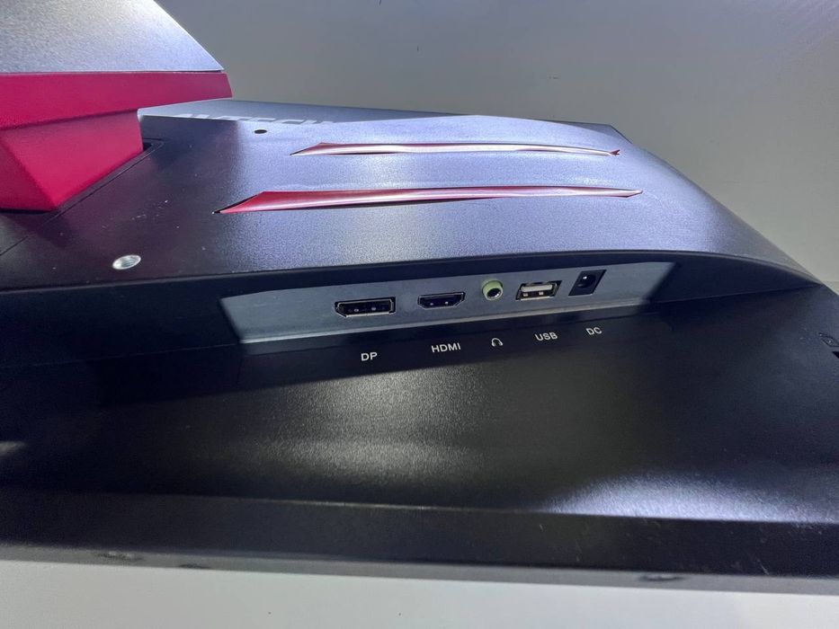 AVTECH PRO 27’ flat 180hz