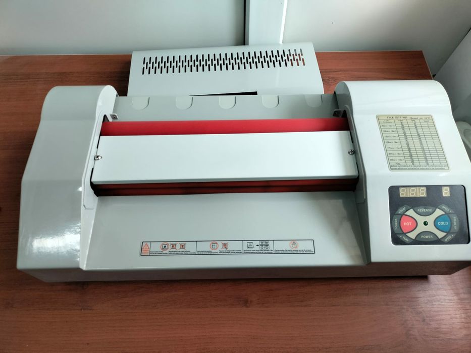 Ламинатор Royal Sovereign RHD-2201