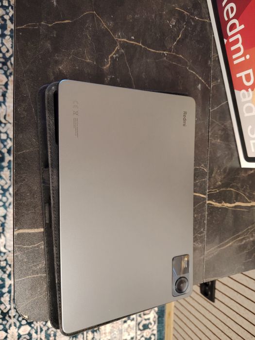 продам планшет Redmi Pad SE 4/128гб срочно