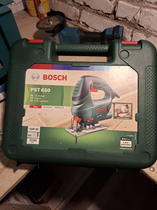 Vînd ferăstrău Bosch 500w