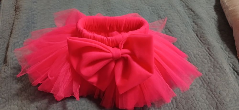 Платье и ткань для сервировки стола