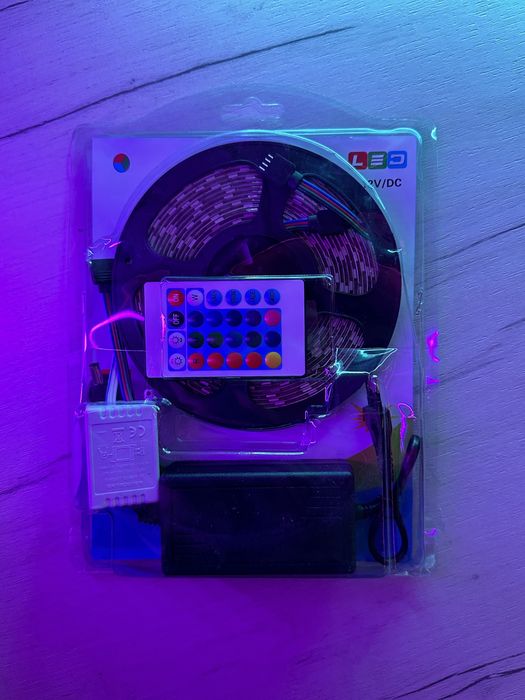 Светодиодная RGB лента / подсветка