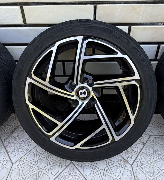 16 lik BENTLEY diska, komplekt (4 ta) holati yaxshi