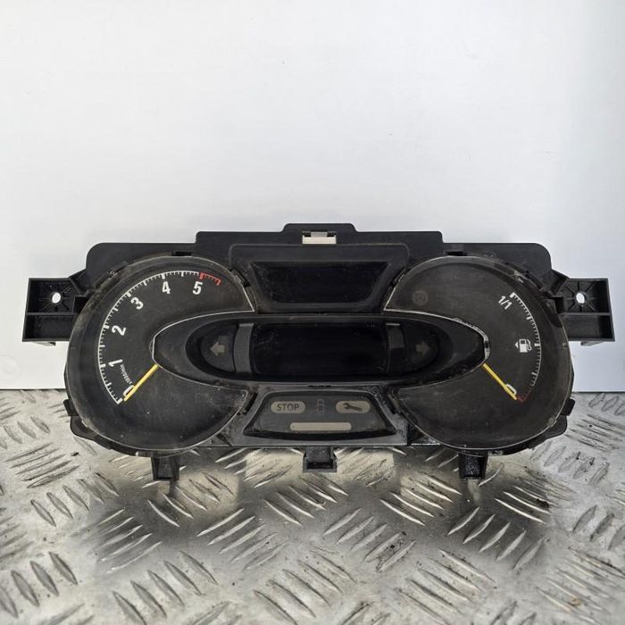 Ceasuri bord Opel Vivaro B 1.6 cdti