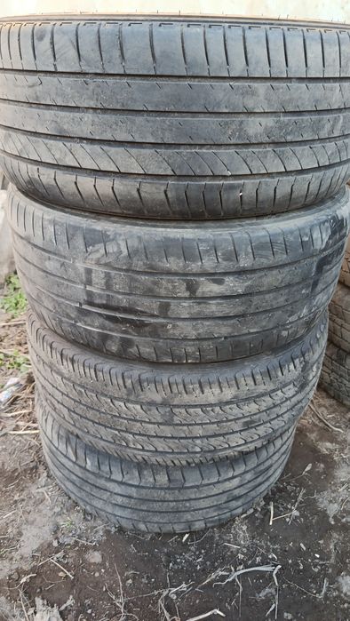 Шины летние 225/45/17