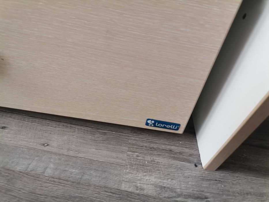 Продавам легло "Лорели" 60/120