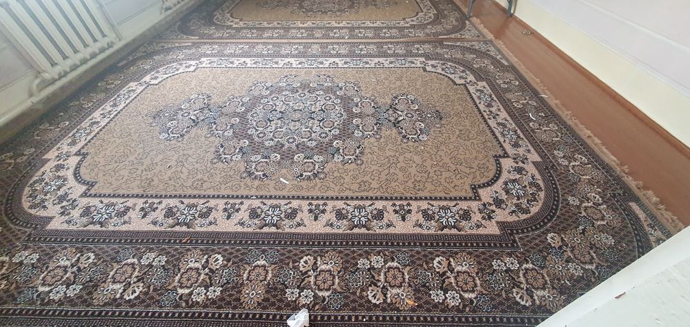 Gilam sotiladi 2 dona/ Продаётся ковёр 2