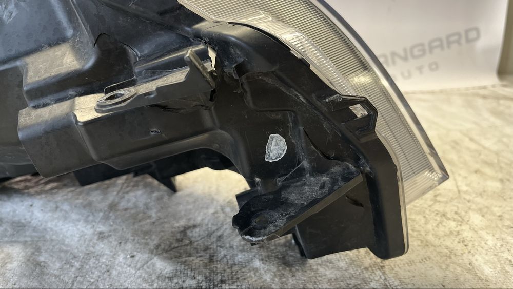 Ляв и десен фар Suzuki Vitara 3 Facelift 2018-2024