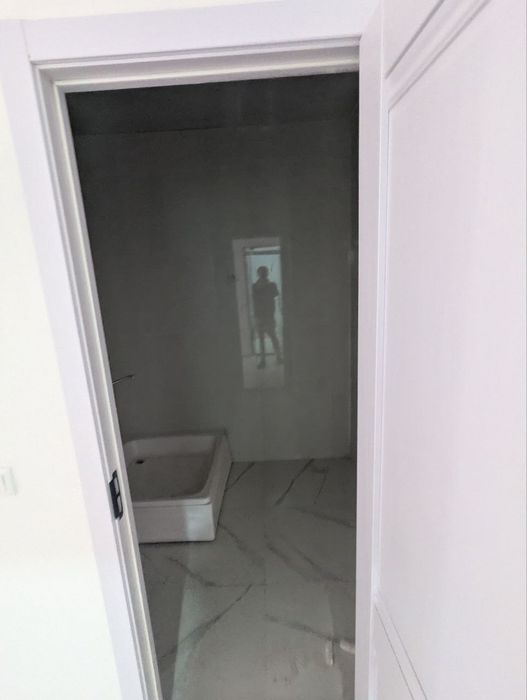 O'rikzor rezdensdan 3 xonali uy sotiladi