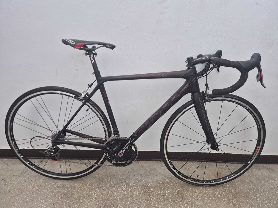 Scott Addict SL (Super Light) • SRAM Red 2x11 groupset • Rotor 53/39 crankset • Campagnolo Calima wheelset • Mărimea 54 • Bicicletă Cursieră Carbon
