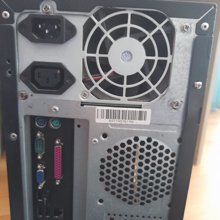 Настолен Компютър