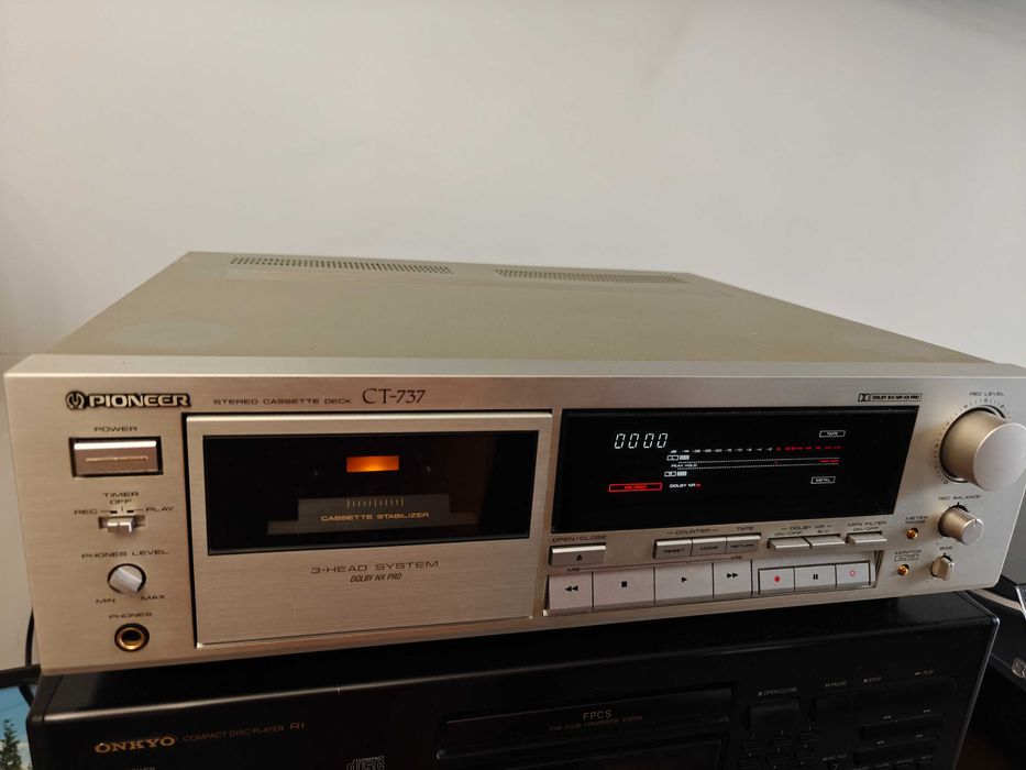 Касетен дек Pioneer CT - 737