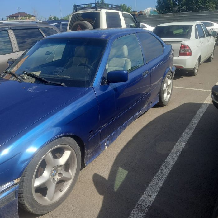 Продам бмв е36 компакт АКПП