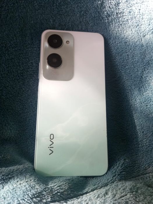 Продам Vivo Y18 12/128