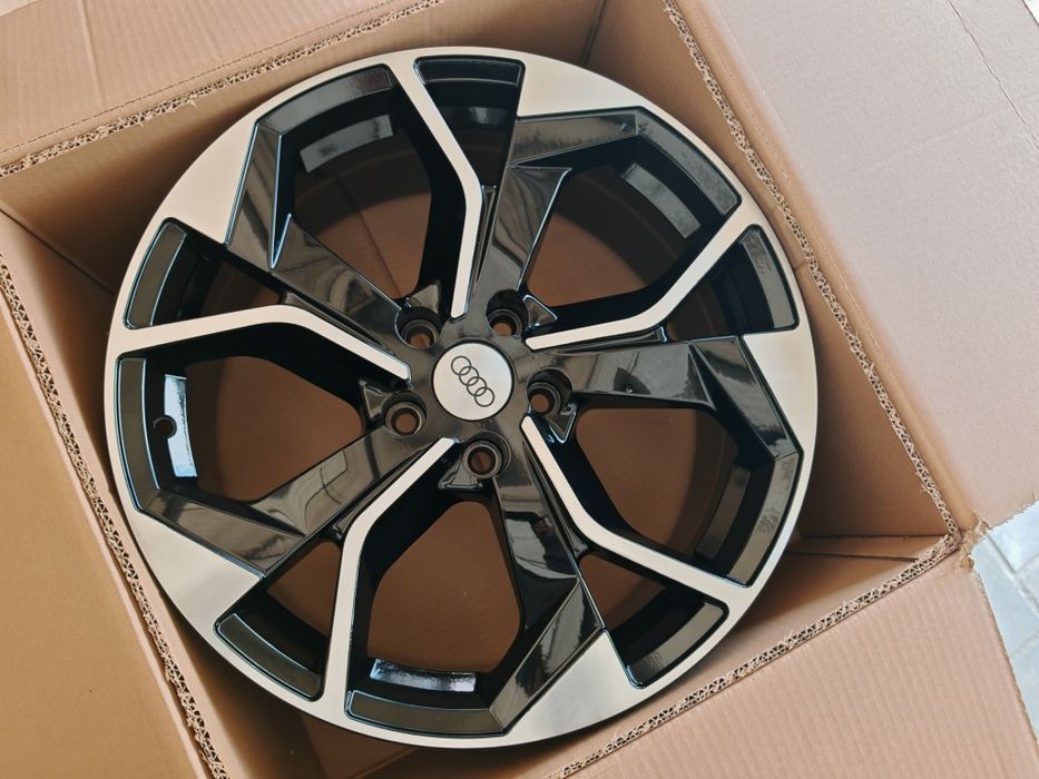 Vand jante de aliaj pentru Audi pe 18 marca rc wheels model 665