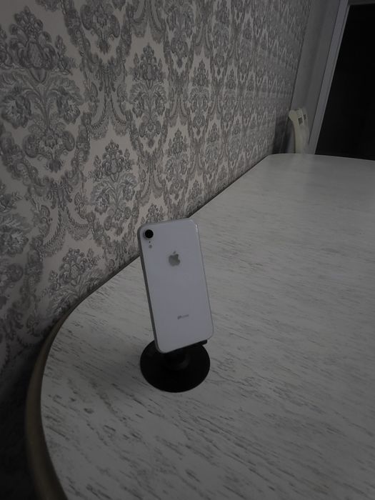 IPhone Xr 64gb white