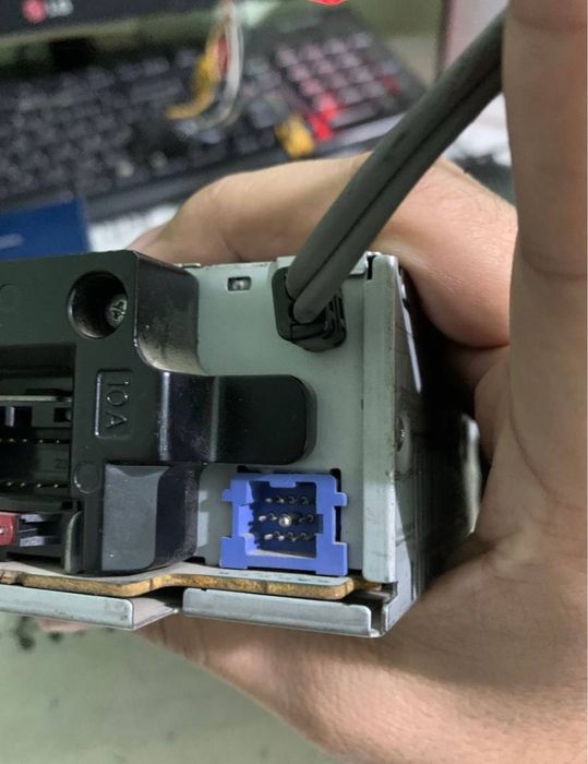 Pioner blutuz adapter