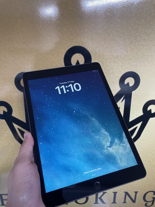 Ipad 9 / 64gb.