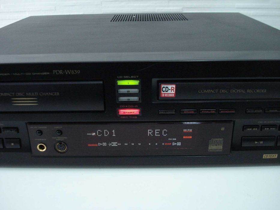 Dublu CD Recorder PIONEER PDR-W839 cu telecomanda originala