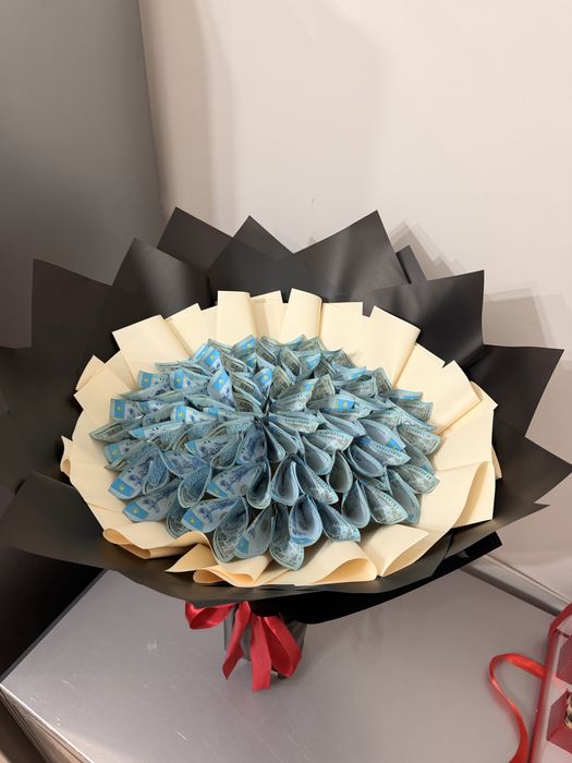 Денежный букет/ ЛЕВЫЙ БЕРЕГ