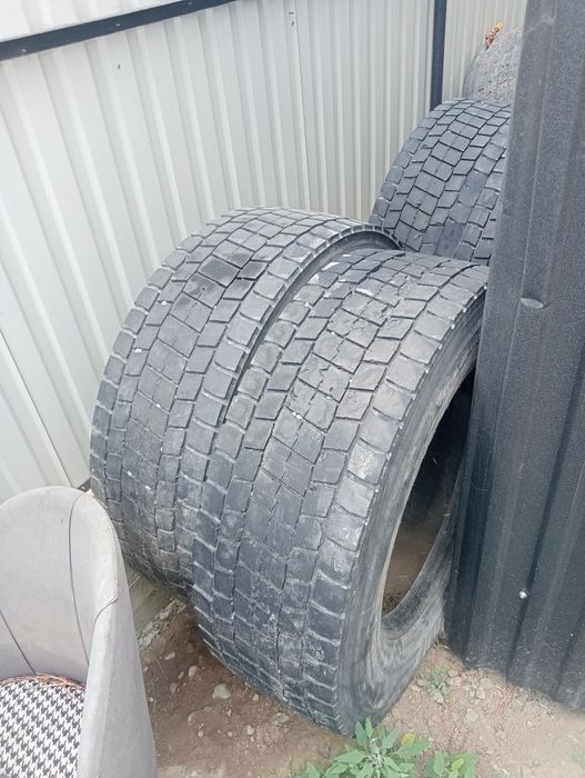 Продам шины на грузовой автомобиль