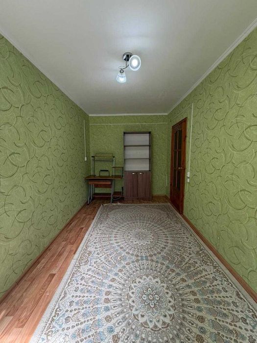 Продается 2-ком кв район площадь М.Маметова