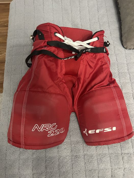 Продам хоккейные шорты детские
