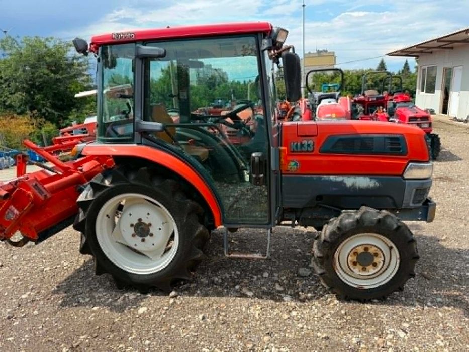Трактор KUBOTA KL33