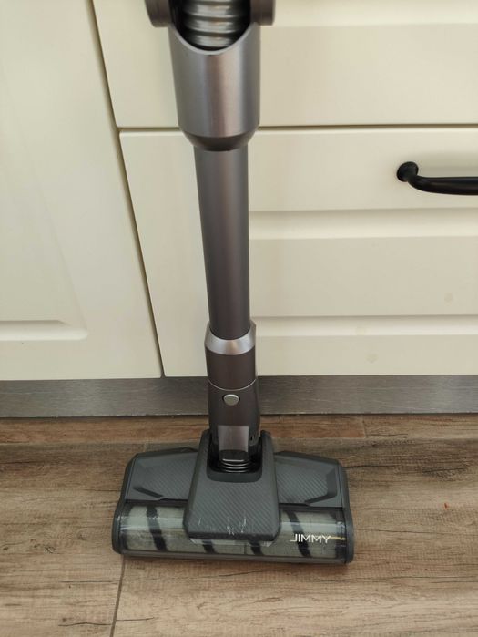 Продавам прахосмукачка Jimmy H10 Flex