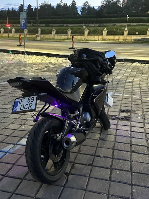 Yamaha YZF-R125 2010