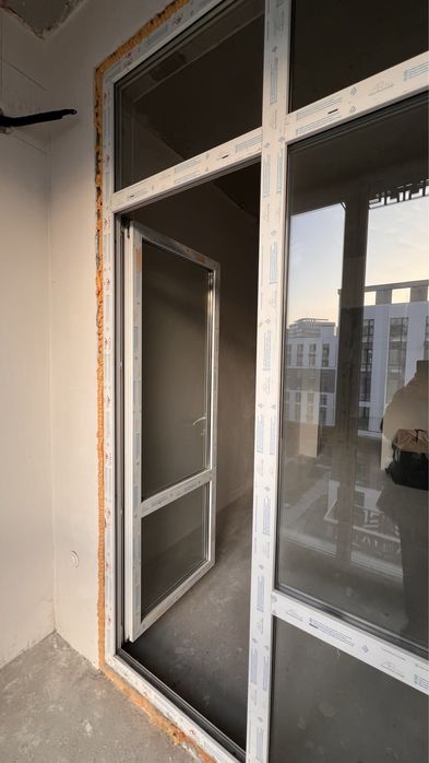 Пластиковая перегородка. Новая