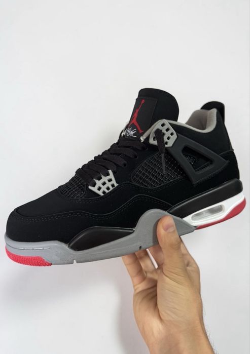 Nike Air Jordan 4 Black Cement Bred Mărimea 41 Noi în Cutie