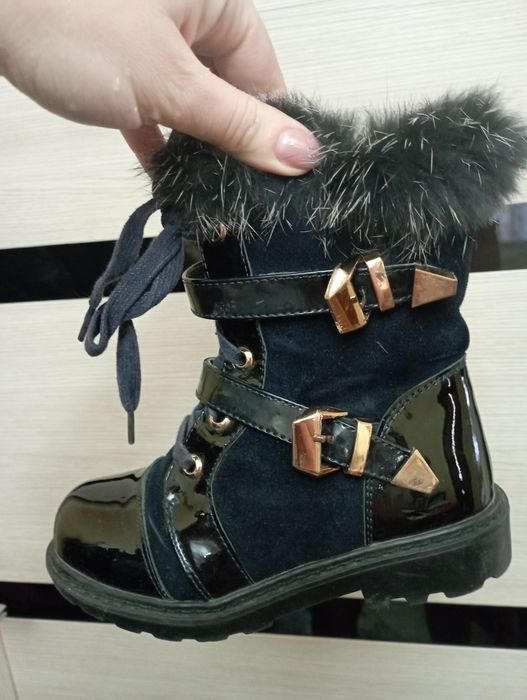 Ботинки на девочку