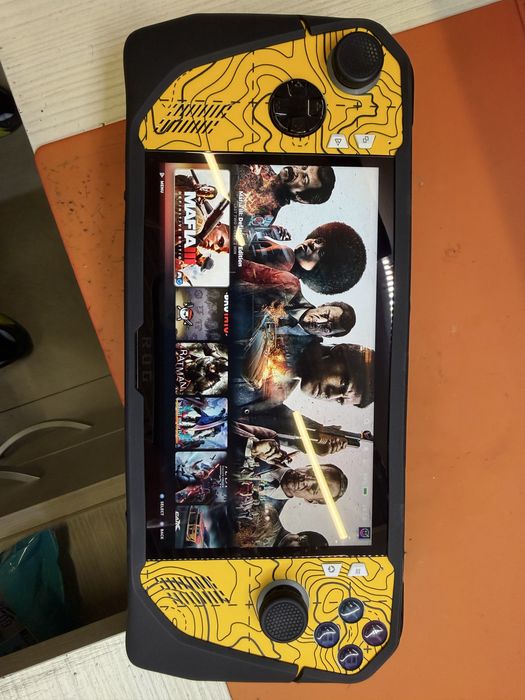 Vand Asus ROG Ally z1 Extreme 2tb 80Wh