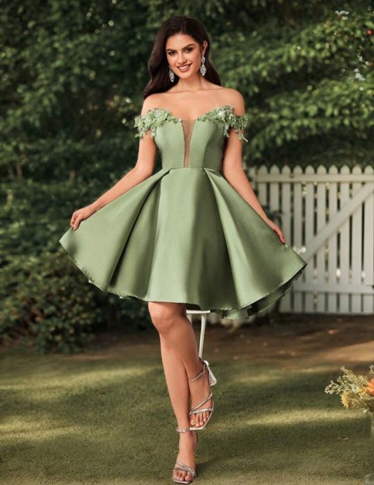 Дамска официална рокля М размер