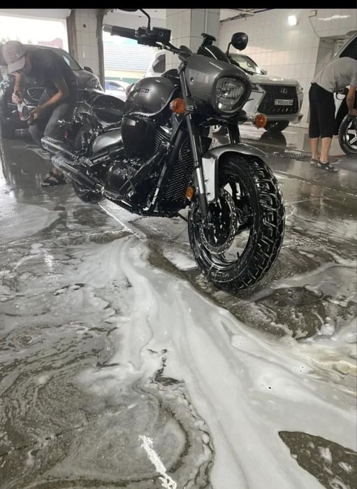 Продам мотоцикл Suzuki Boulevard M50 VZ800