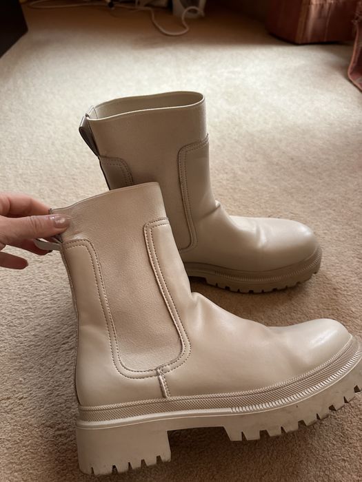 Дамси боти естествена кожа Reserved