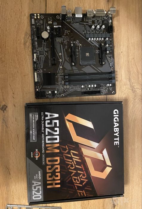 Материнская плата MB Gigabyte AMD AM4 A520M DS3H DDR4