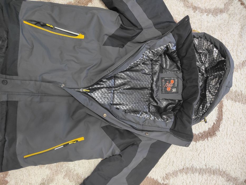 Продам мужскую куртку!!!