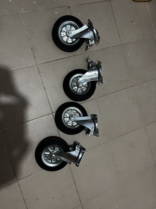 Roti rezistente container