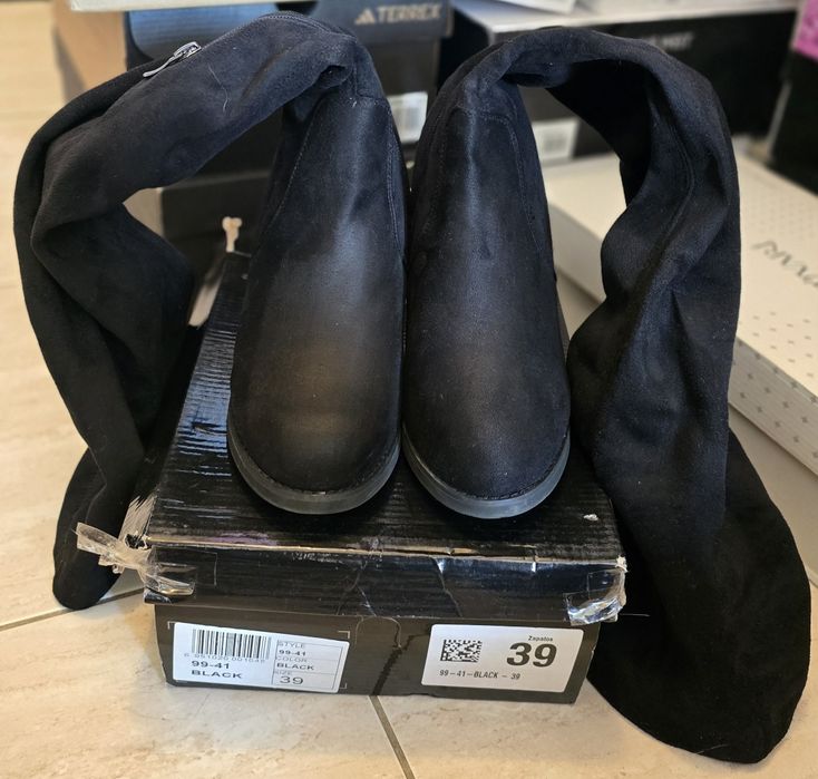 Cizme înalte din piele ecologică întoarsă