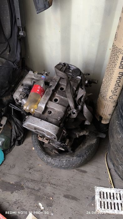 ДВС на Мазду 626 ест масло